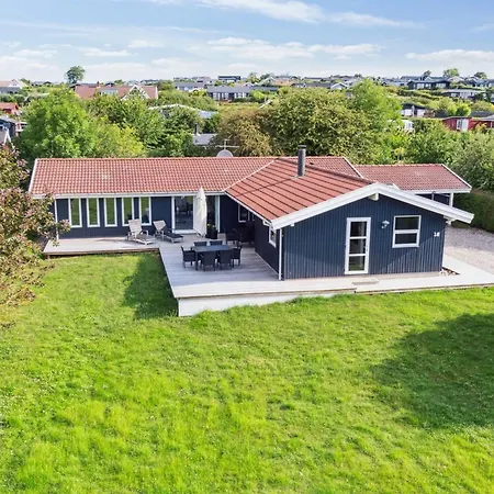 Isto - 250m From The Sea By Interhome Feriehus