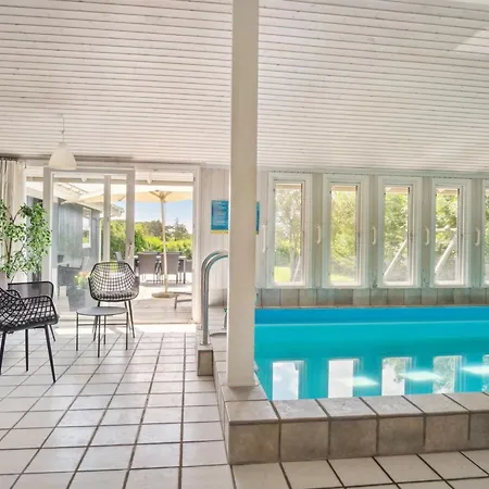 Isto - 250m From The Sea By Interhome *